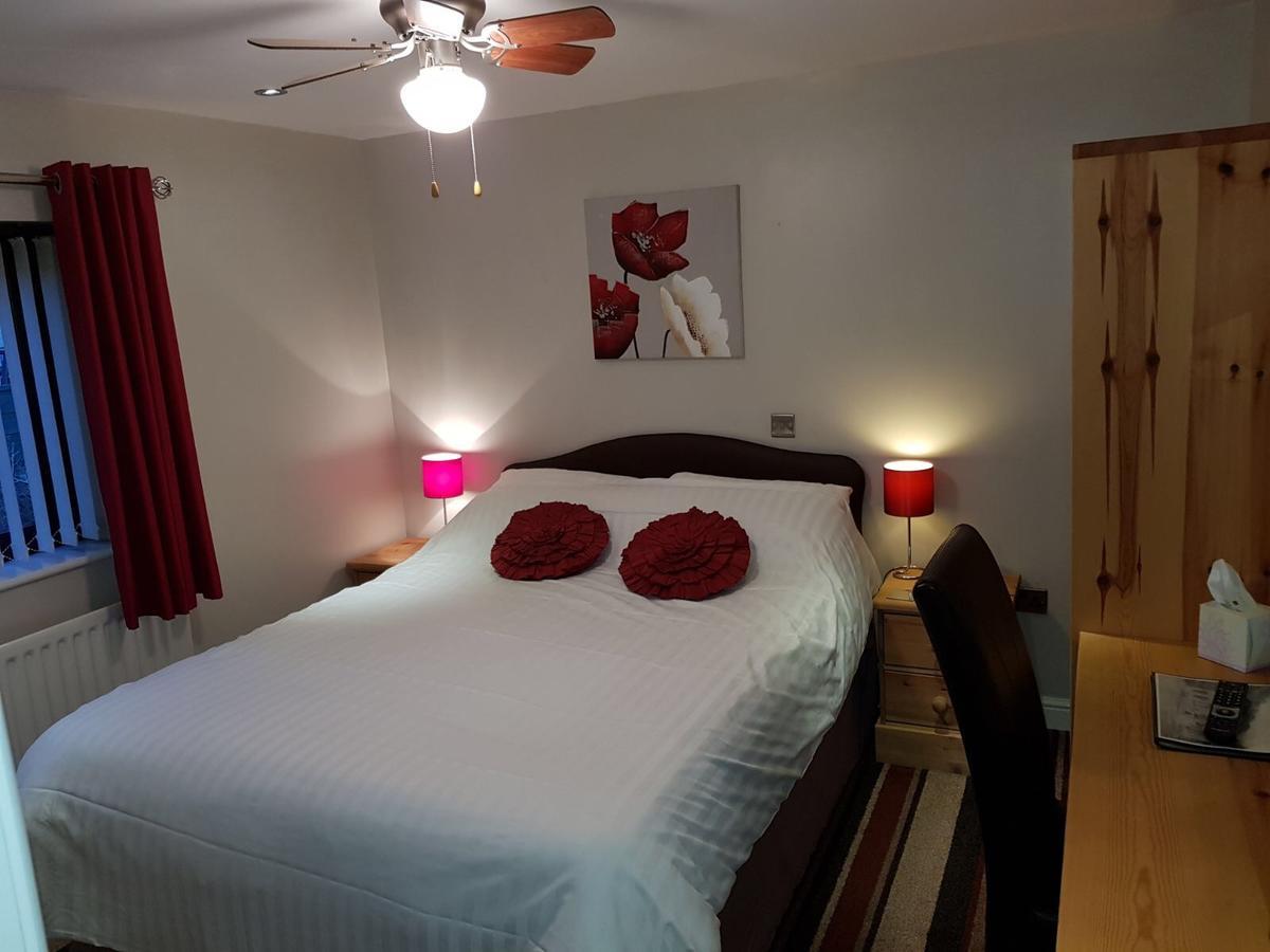 Castle Green Bed And Breakfast Ashbourne  Exterior foto
