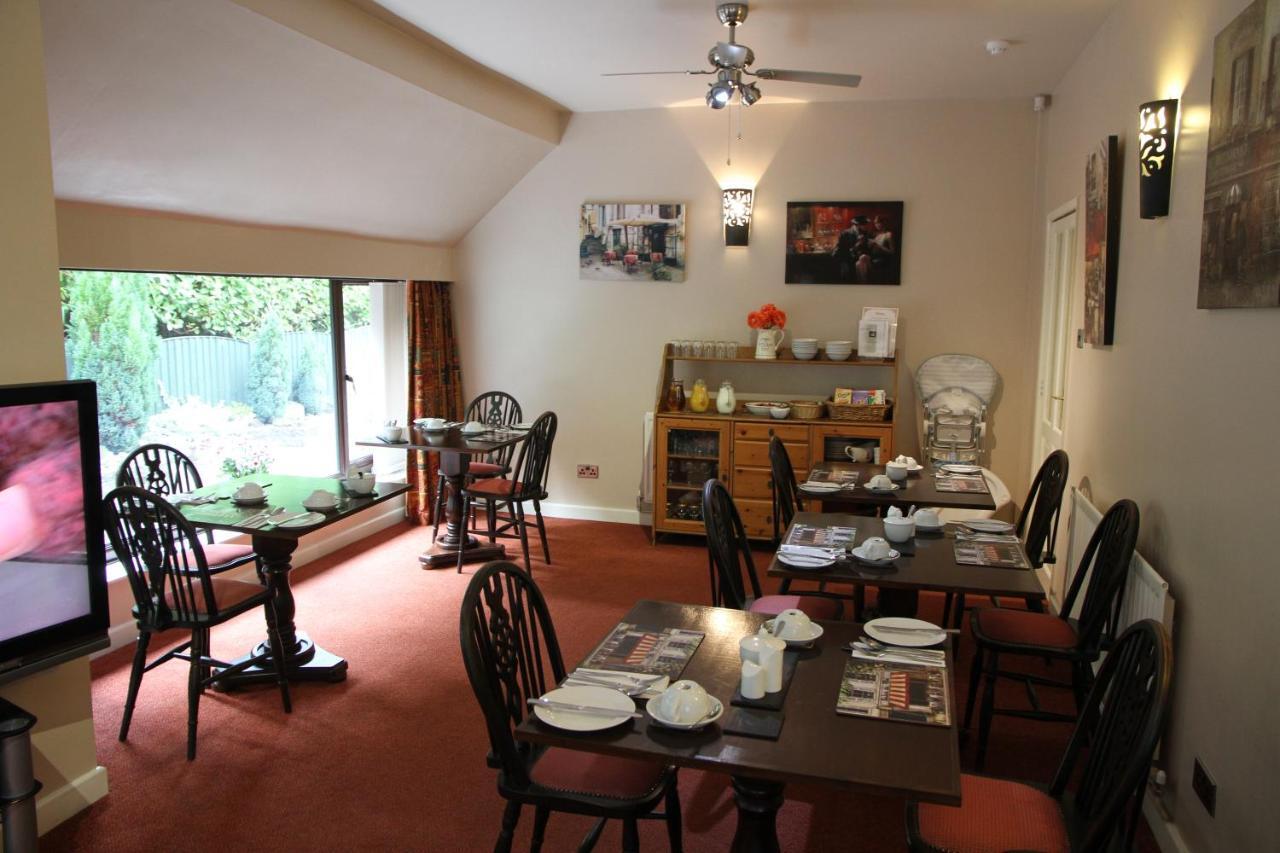 Castle Green Bed And Breakfast Ashbourne  Exterior foto